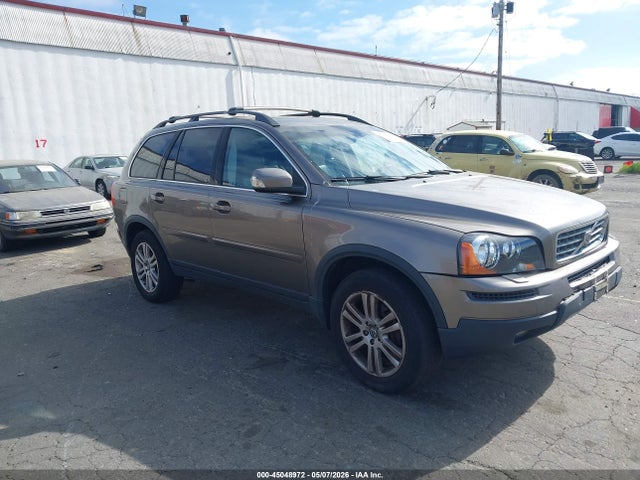 Salvage Volvo XC90 Image