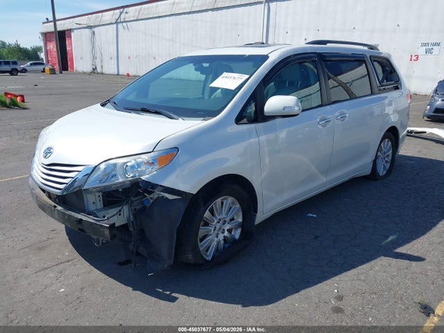 Toyota Sienna Limited 7 Passenger