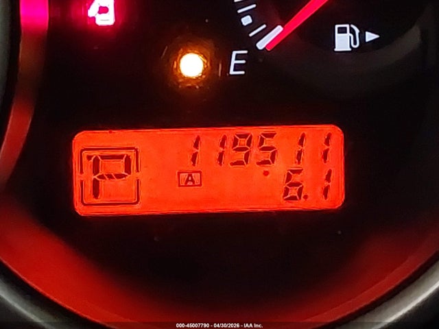 Nissan Versa 1.8 S