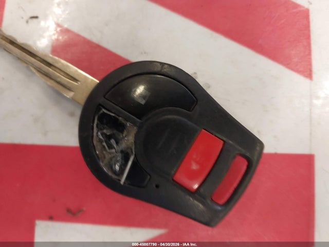 Nissan Versa 1.8 S
