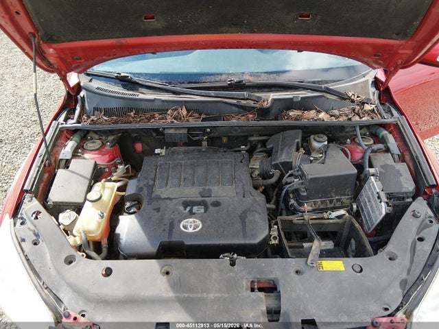 Toyota RAV4 Limited V6