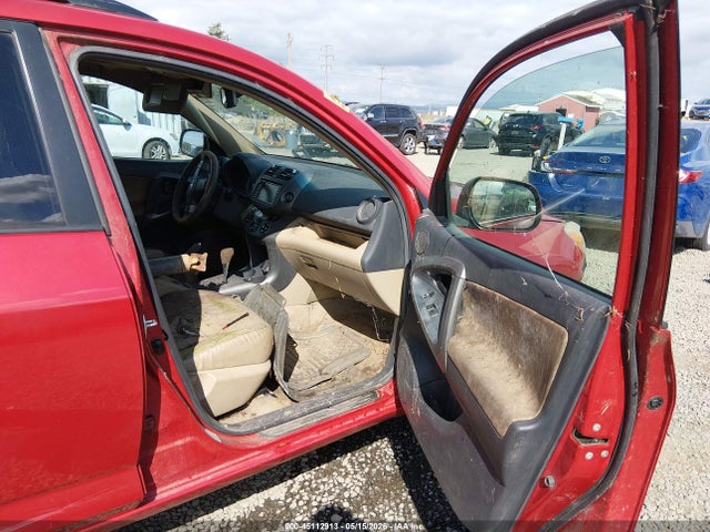 Toyota RAV4 Limited V6