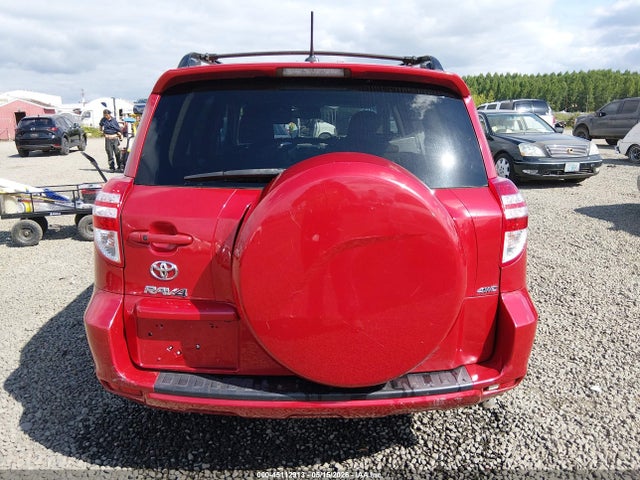 Toyota RAV4 Limited V6