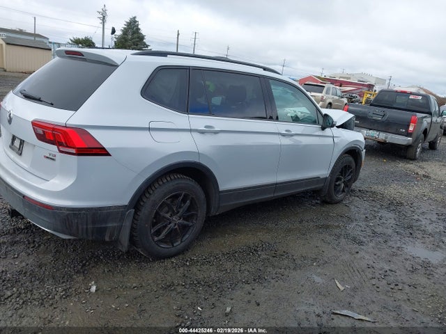 Volkswagen Tiguan 2.0t S