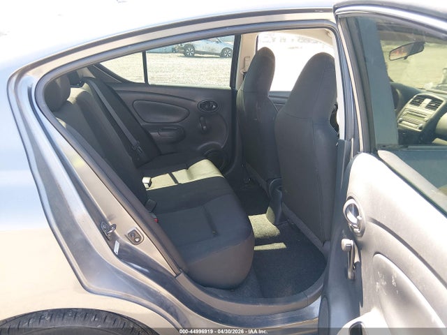 Nissan Versa 1.6 S+