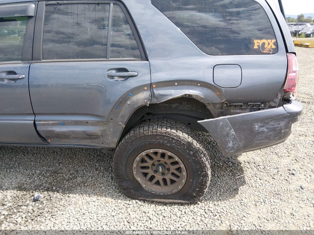 Toyota 4Runner Sr5 V8