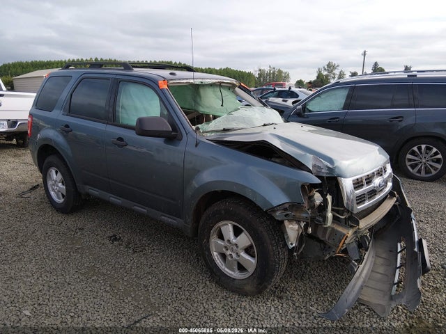 Salvage Ford Escape Image