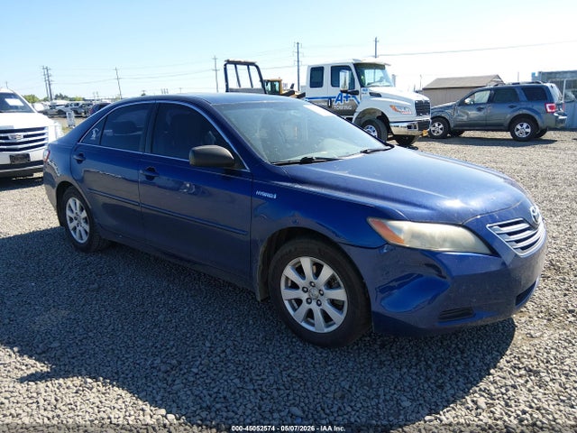 Salvage Toyota Camry Image