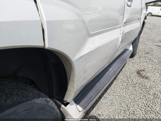 Cadillac Escalade Standard