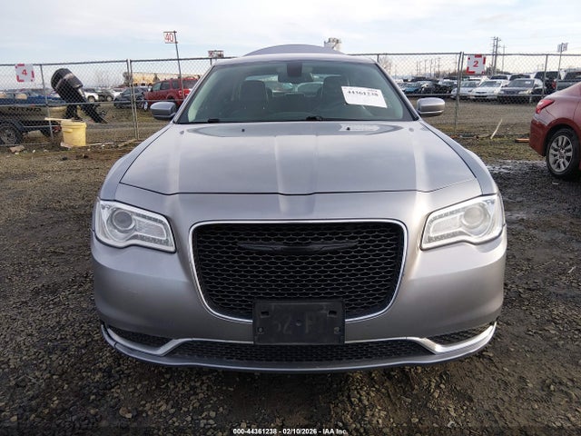 Chrysler 300 Limited