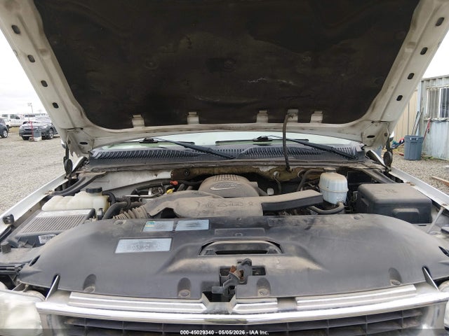 Chevrolet Suburban 1500 Lt