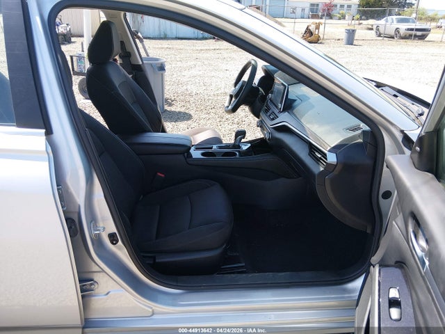 Nissan Altima Sv Fwd