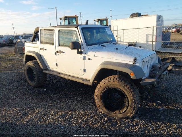 Salvage Jeep Wrangler Image