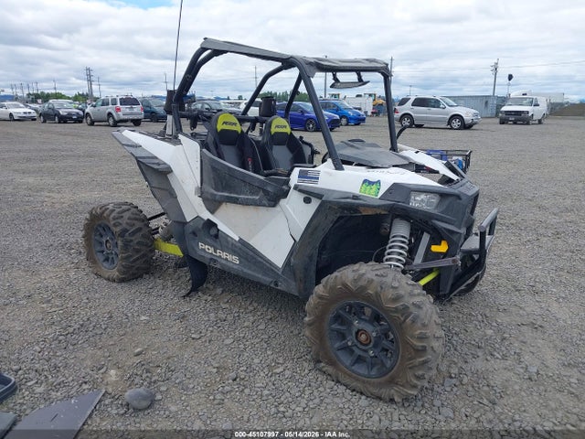 Salvage Polaris RZR Image