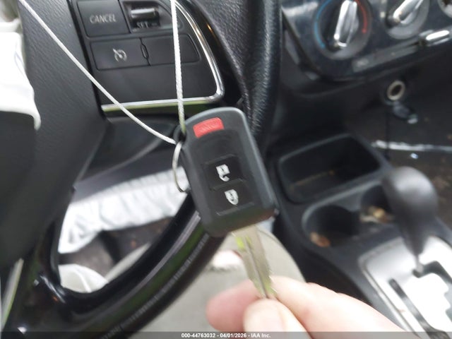 Mitsubishi Mirage Es