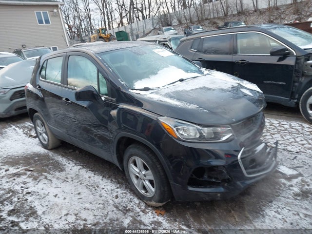 Salvage Chevrolet Trax Image