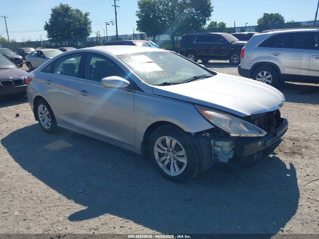 Salvage Hyundai SONATA Image