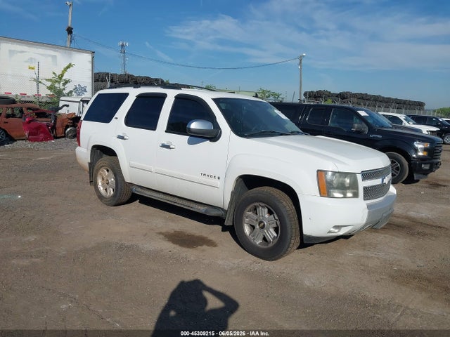 Salvage Chevrolet Tahoe Image