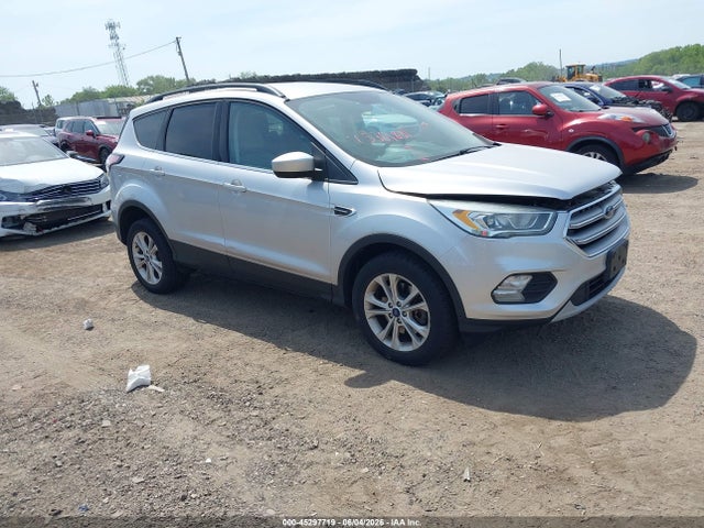 Salvage Ford Escape Image