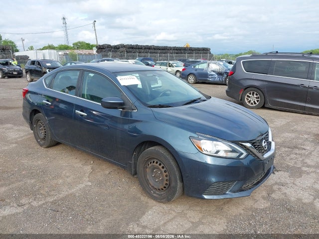 Salvage Nissan Sentra Image