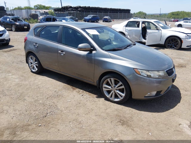 Salvage Kia Forte Image