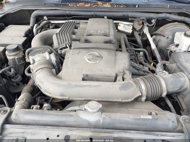 Nissan Pathfinder Sv