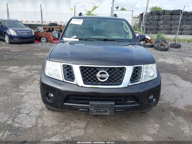 Nissan Pathfinder Sv