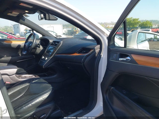 Lincoln MKC Select