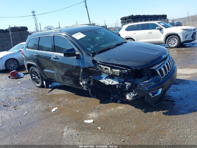 Salvage Jeep Grand Cherokee Image