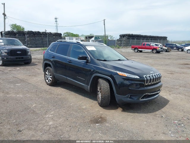 Salvage Jeep Cherokee Image