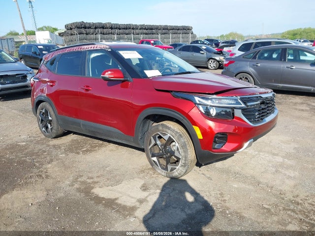 Salvage Kia Seltos Image