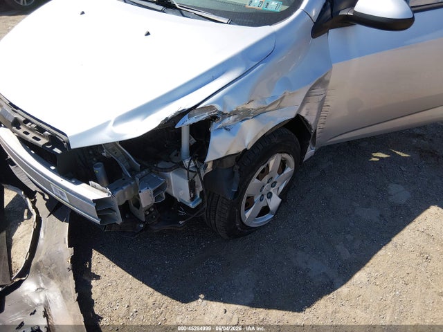 Chevrolet Sonic Ls Auto
