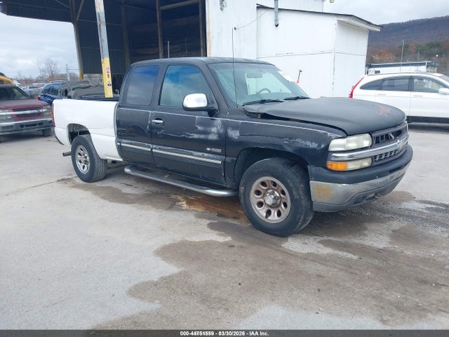 Salvage Chevrolet Silverado 1500 Image
