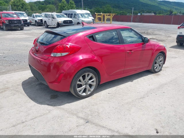 Hyundai VELOSTER
