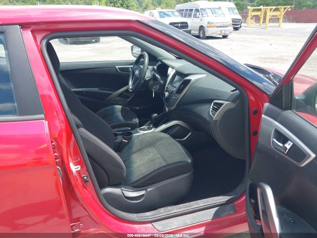 Hyundai VELOSTER