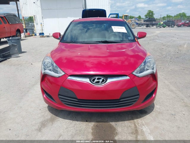 Hyundai VELOSTER