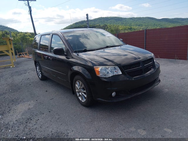 Salvage Dodge Grand Caravan Image
