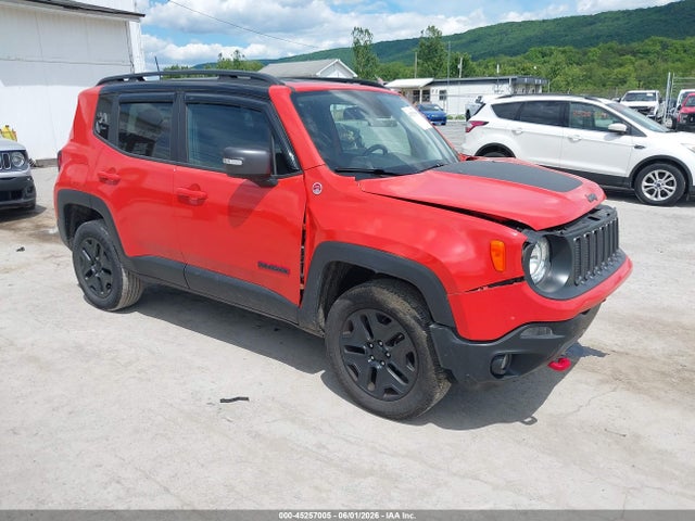 Salvage Jeep Renegade Image