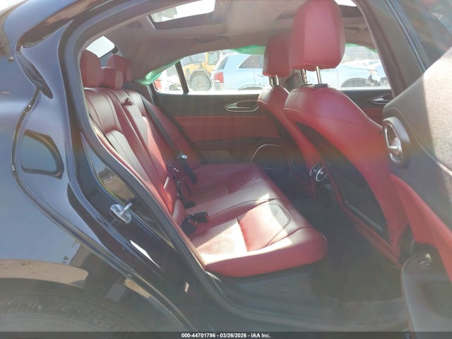 Alfa Romeo Giulia Ti Awd