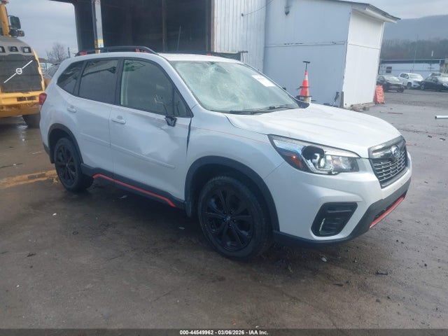 Salvage Subaru Forester Image