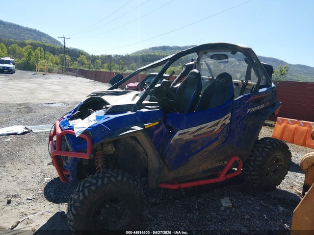 Polaris RZR Trail S 1000 Premium