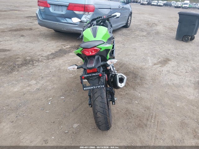 Kawasaki Ex300 A