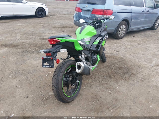Kawasaki Ex300 A