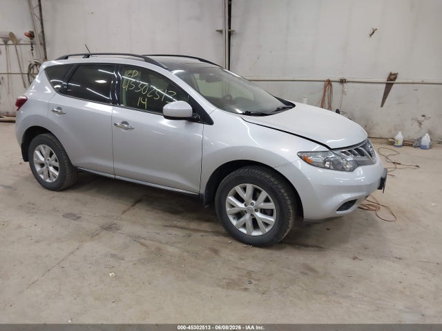 Salvage Nissan Murano Image