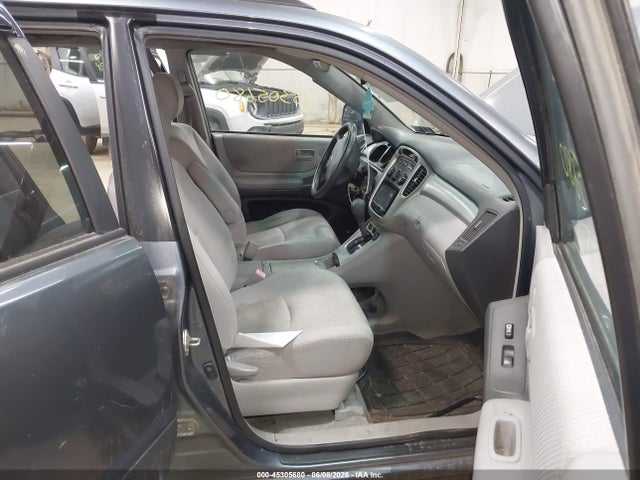 Toyota Highlander V6