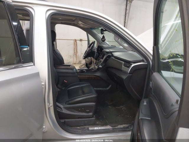 Chevrolet Suburban 1500 Lt