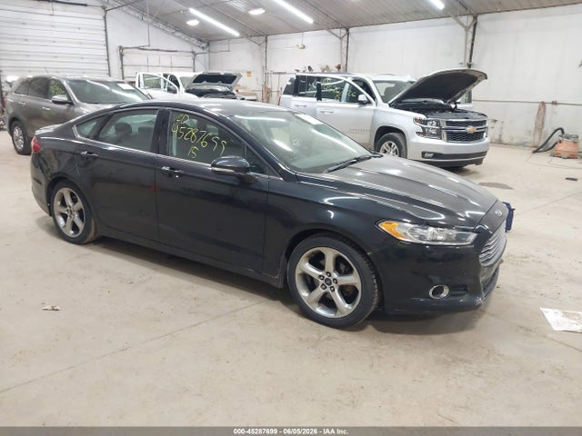 Salvage Ford Fusion Image