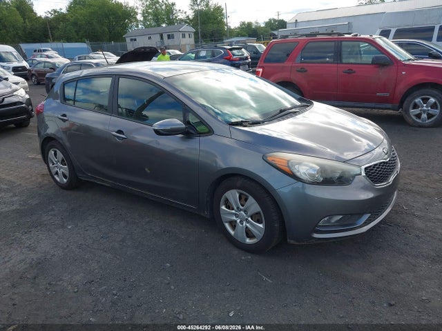 Salvage Kia Forte Image