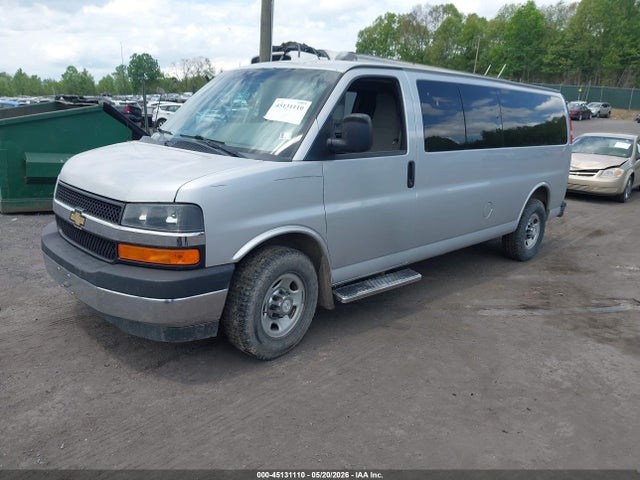 Chevrolet Express Lt