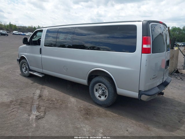 Chevrolet Express Lt